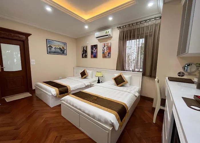 Paris Of Dragon Bay Hotel Hạ Long