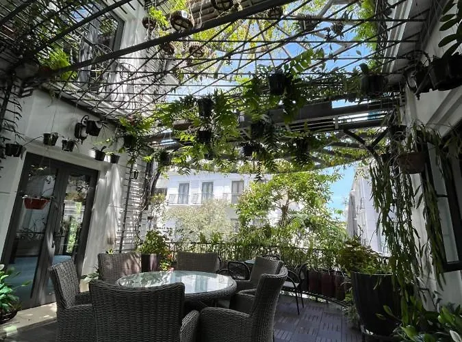 Hotel Paris Of Dragon Bay 3*