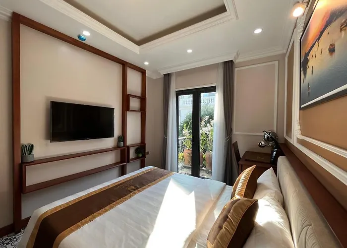 Paris Of Dragon Bay 3*