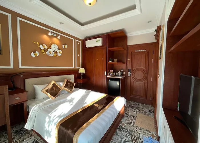 Hotel Paris Of Dragon Bay 3*