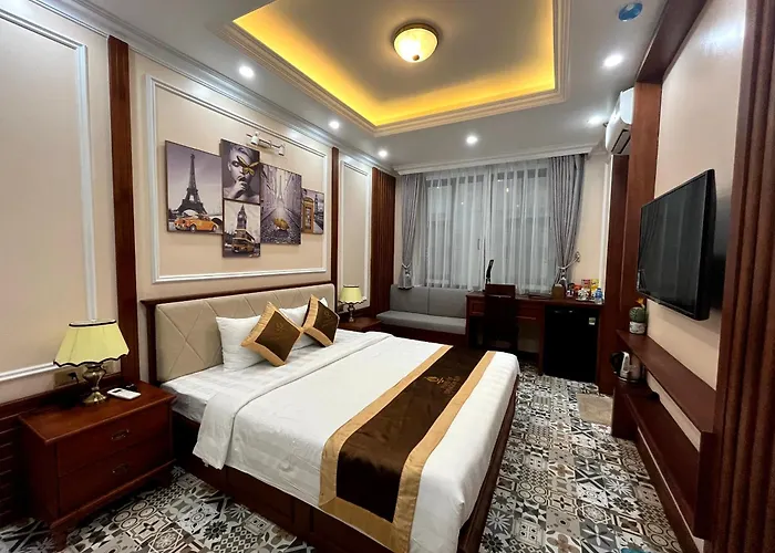 Paris Of Dragon Bay Hotel 3*