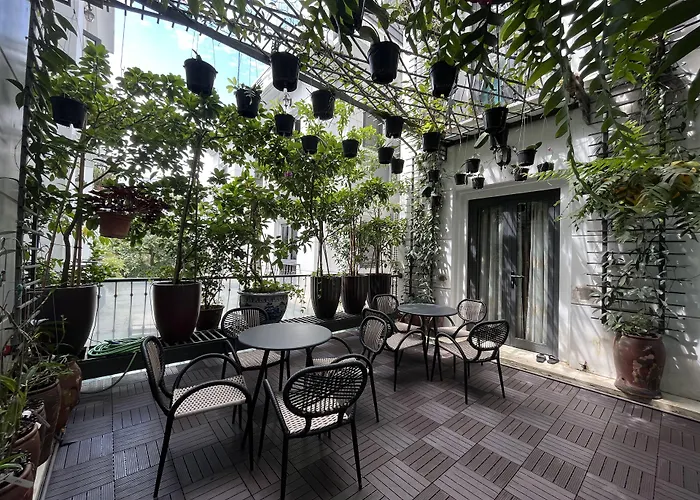 Hotel Paris Of Dragon Bay Hạ Long