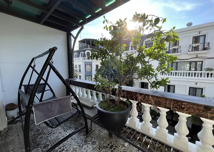 Paris Of Dragon Bay Hotel Hạ Long